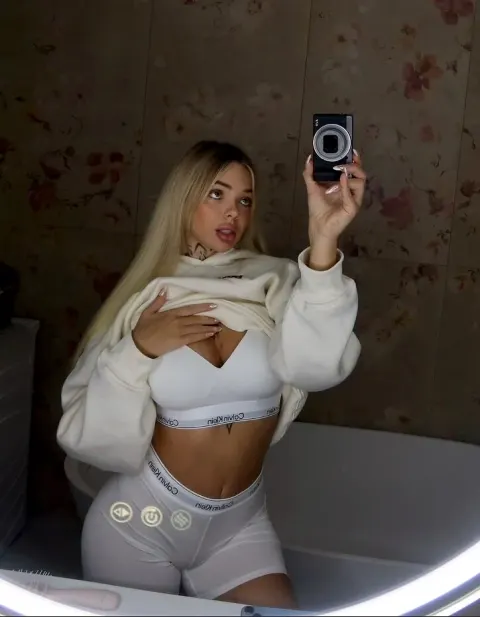 Paolina, creator OnlyFans